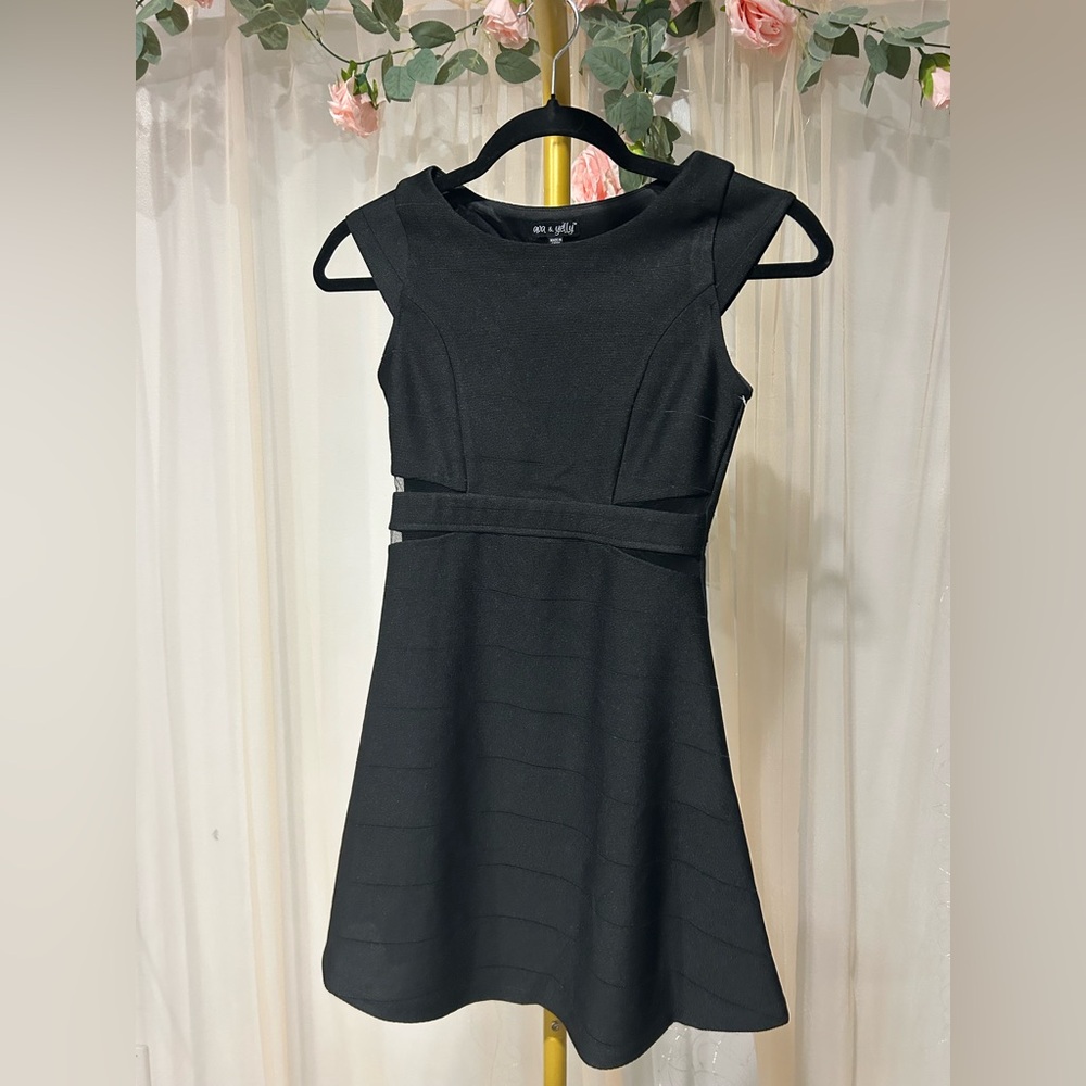 Chic Black Kids Formal Dress